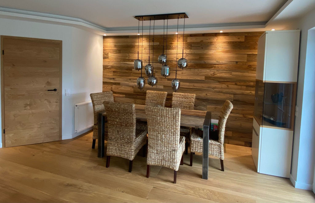 Vario Brown reclaimed wood wall cladding in a living room