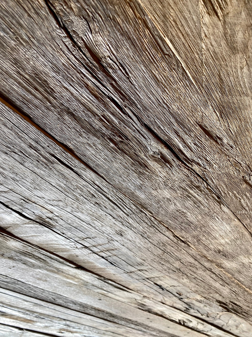 Reclaimed oak boards used as rustic ceiling cladding