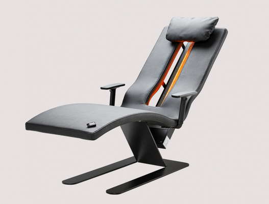 Grenada metal infrared lounger in black with full-spectrum infrared heater