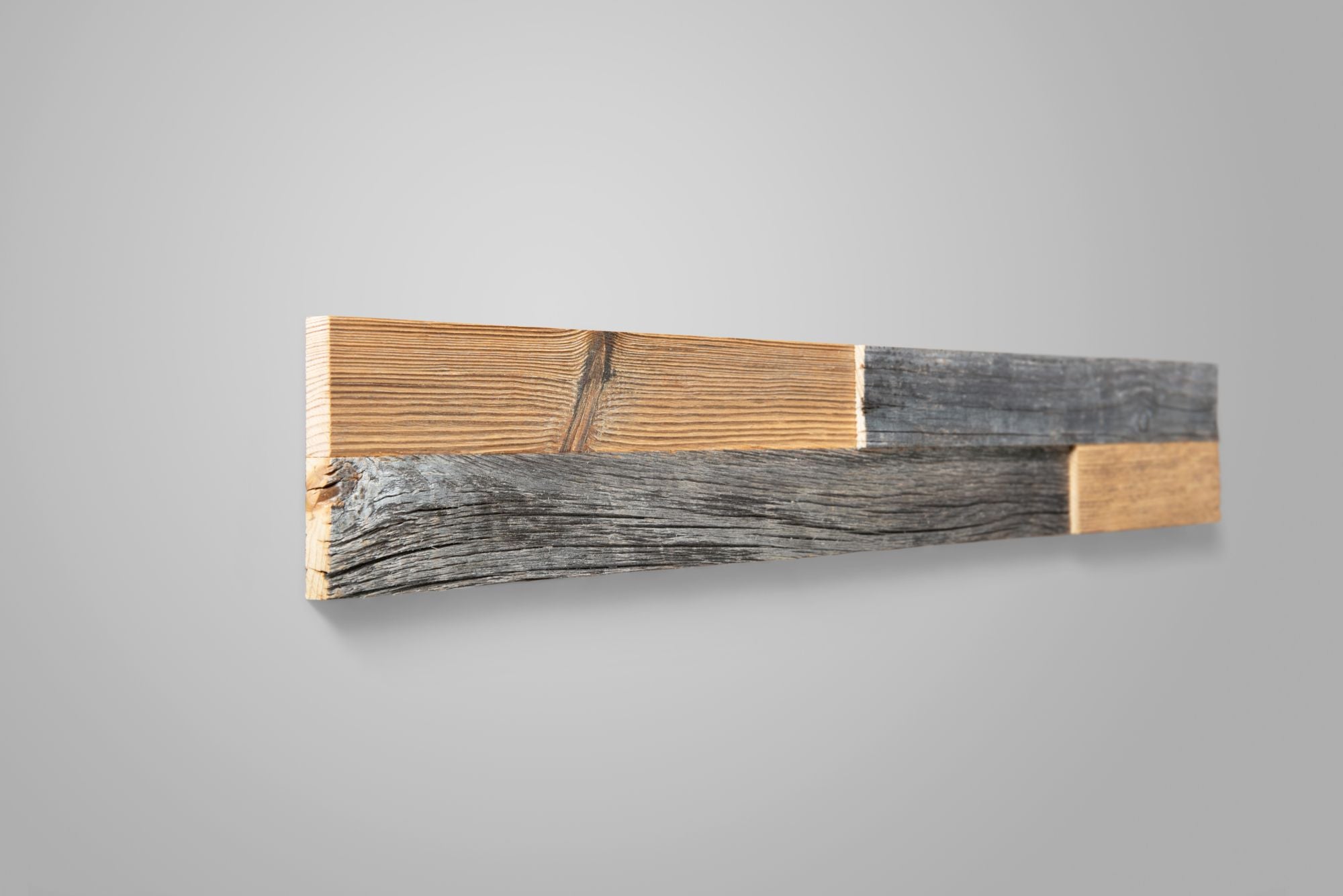 Close-up of Kitzbühel XL reclaimed wood wall cladding