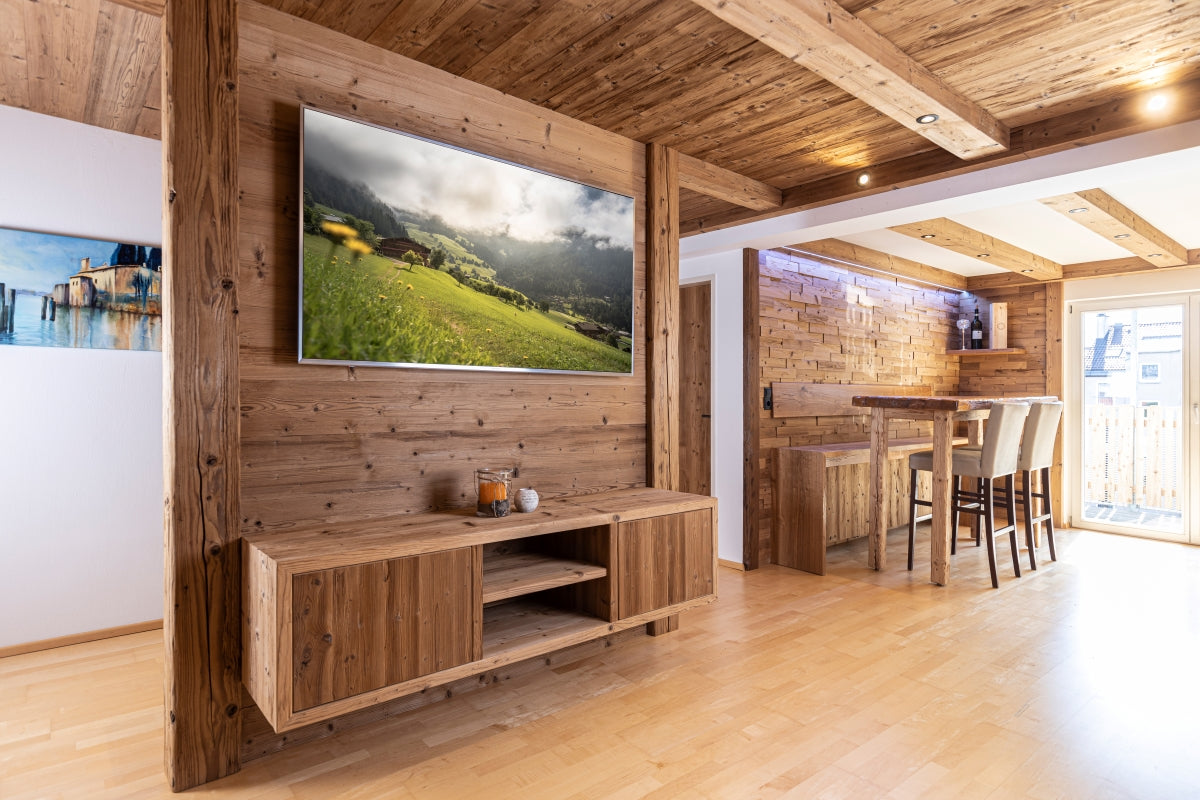Hewn thermo spruce wall cladding by Vintage-Holz